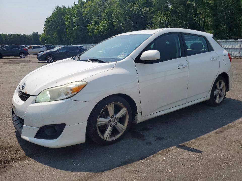 64691656 :رقم المزاد ، 2T1LE40E49C011815 vin ، 2009 Toyota Matrix مزاد بيع