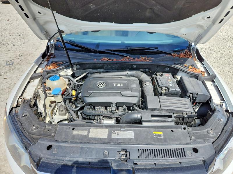 66448566 :رقم المزاد ، 1VWAS7A32FC111430 vin ، 2015 Volkswagen Passat مزاد بيع