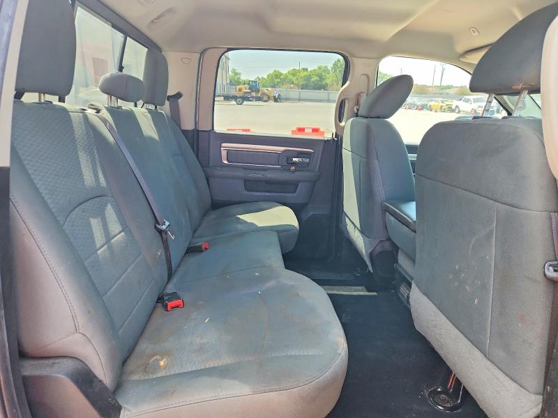 65563776 :رقم المزاد ، 1C6RR6TT8KS701597 vin ، 2019 Ram 1500 Classic مزاد بيع