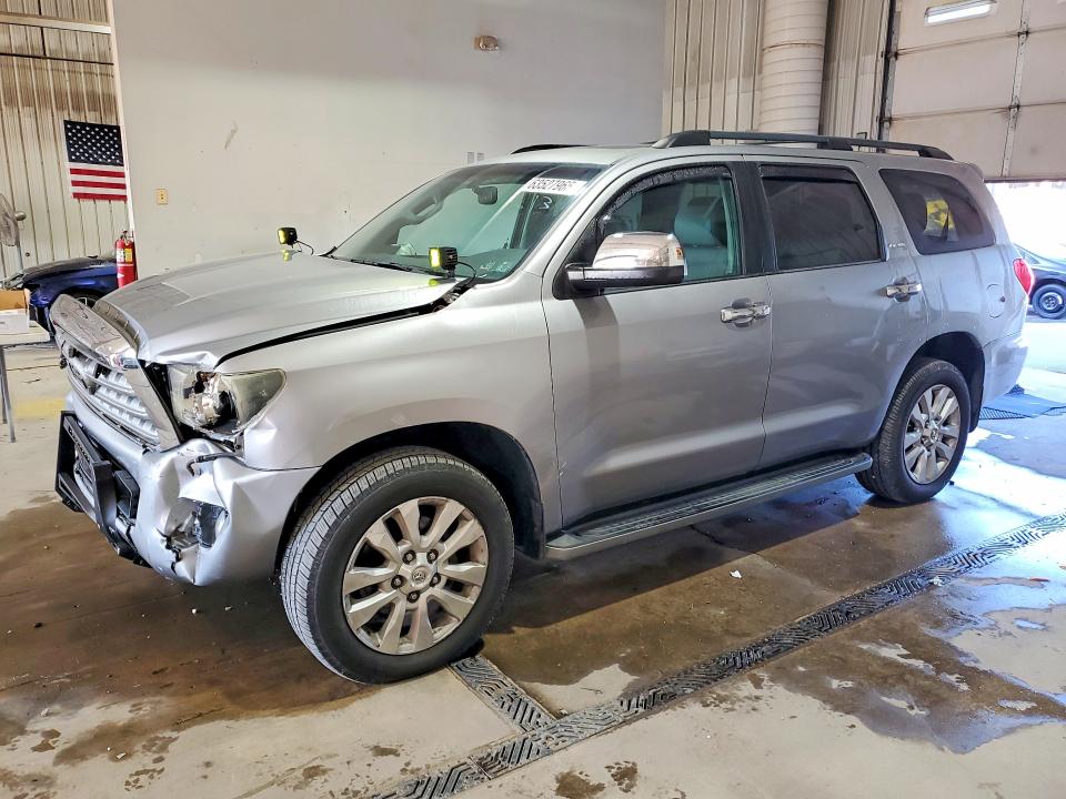 63527966 :رقم المزاد ، 5TDDY5G1XCS068250 vin ، 2012 Toyota Sequoia مزاد بيع