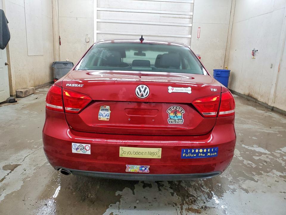 Продажа на аукционе авто 2015 Volkswagen Passat, vin: 1VWBT7A38FC026125, номер лота: 62854856