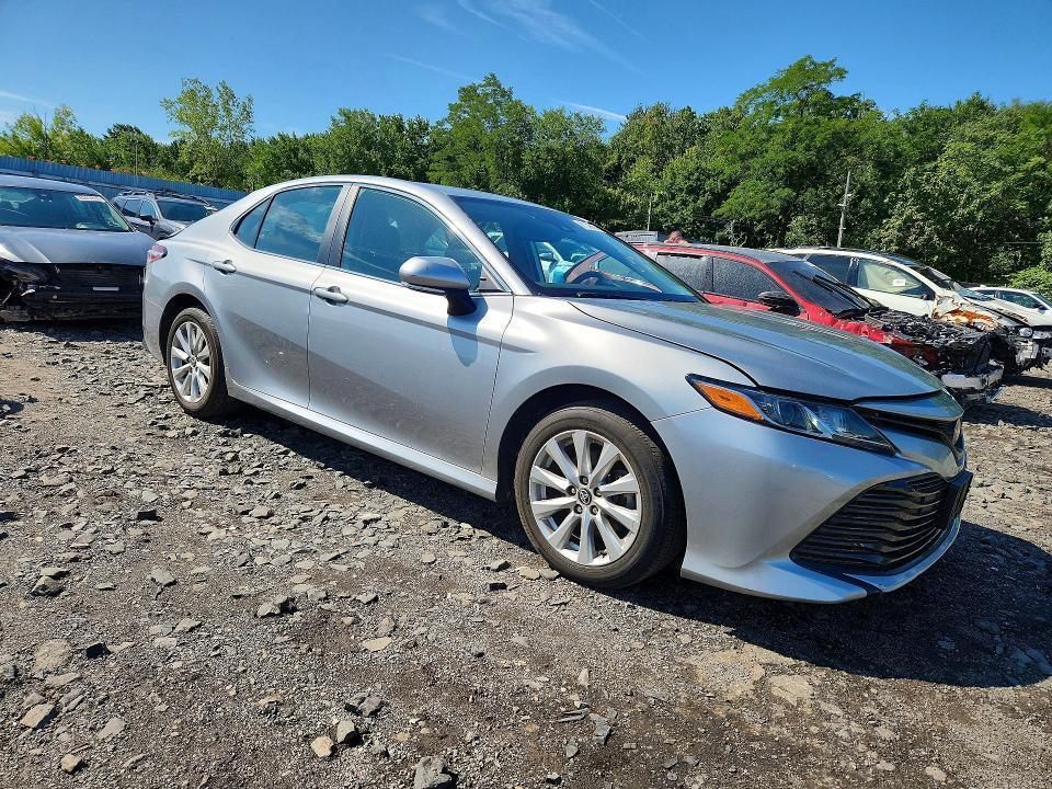 2020 Toyota Camry მანქანა იყიდება აუქციონზე, vin: 4T1L11AK2LU881549, აუქციონის ნომერი: 61348976