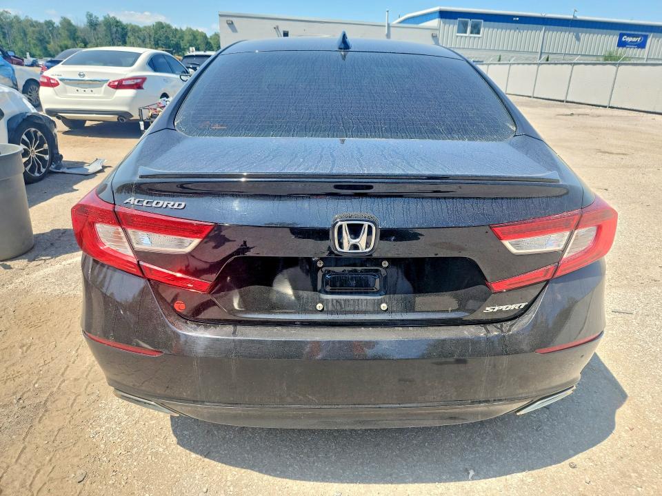 Aukcja sprzedaży 2018 Honda Accord, vin: 1HGCV1F3XJA800467, numer aukcji: 63364186