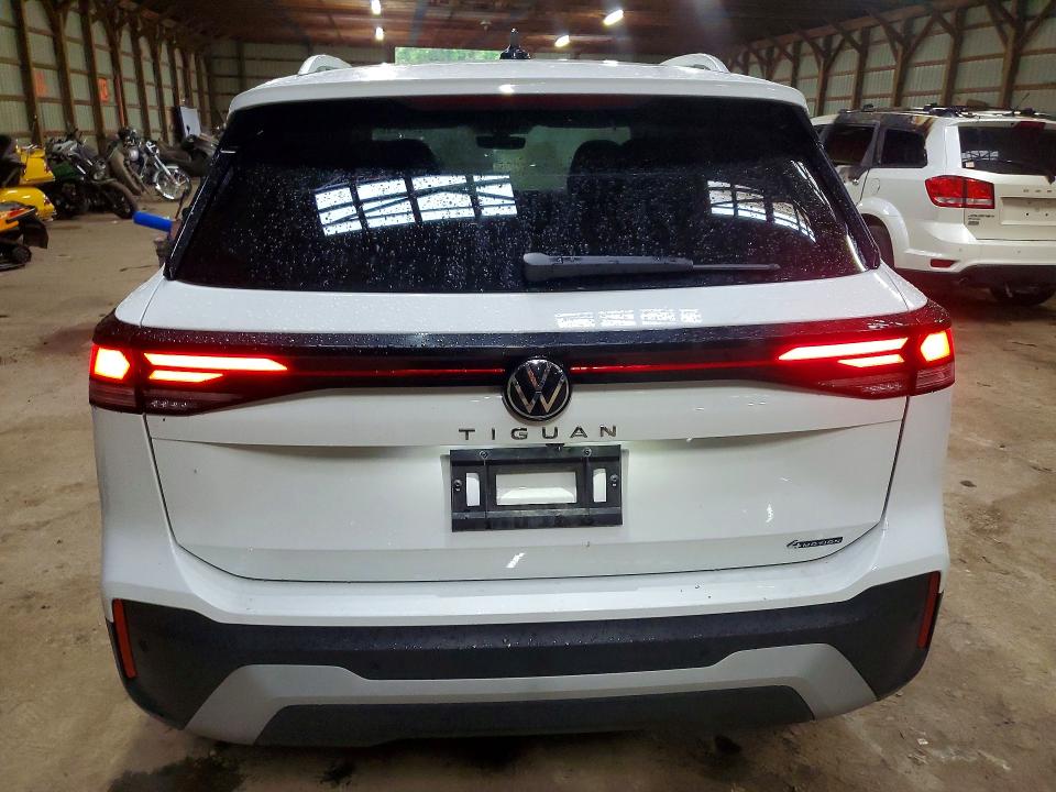 2026 Volkswagen Tiguan მანქანა იყიდება აუქციონზე, vin: 3VVER7RM0TM016986, აუქციონის ნომერი: 64223416