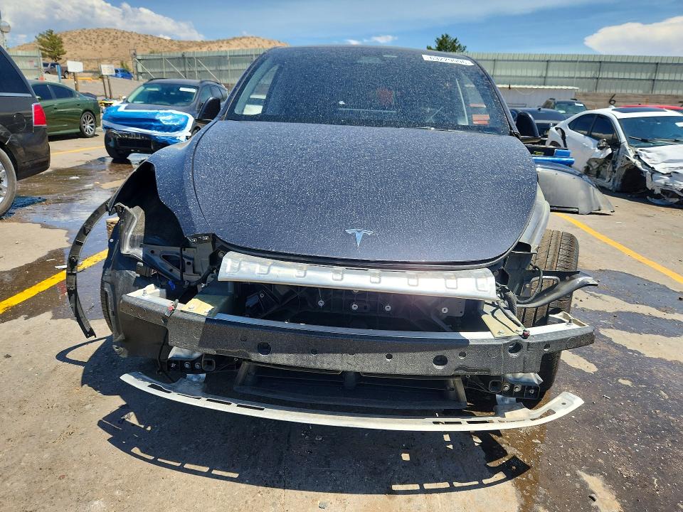 63229996 :رقم المزاد ، 7SAYGDEE9RF065490 vin ، 2024 Tesla Model Y مزاد بيع