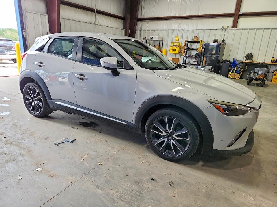 Продаж на аукціоні авто 2018 Mazda Cx-3, vin: JM1DKDD72J0319363, номер лоту: 64210706