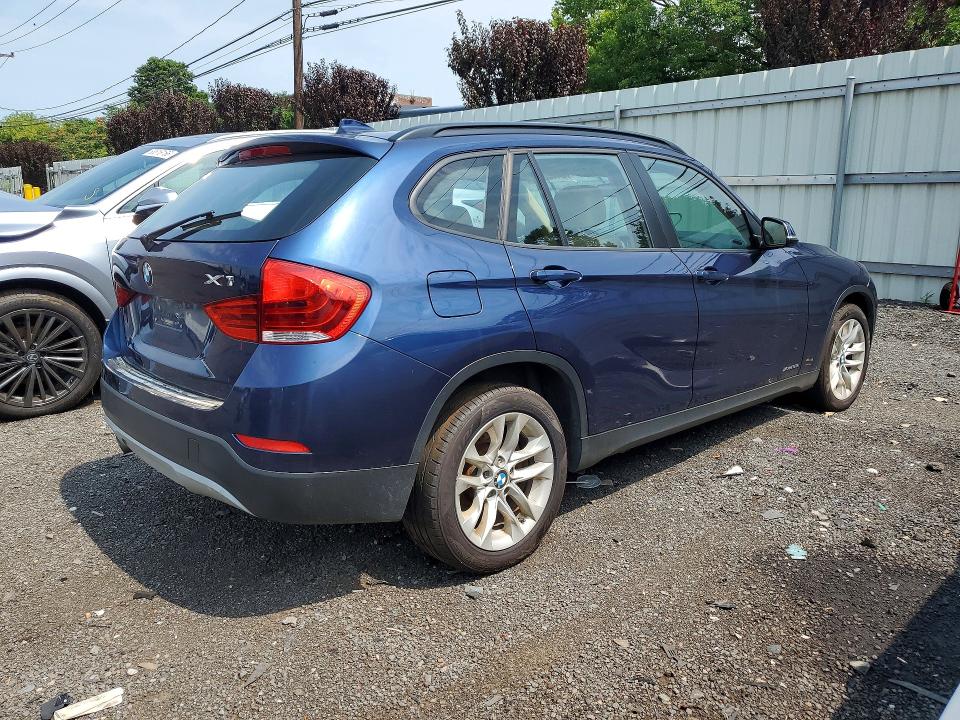 2015 Bmw X1 მანქანა იყიდება აუქციონზე, vin: WBAVL1C56FVY26435, აუქციონის ნომერი: 64433496
