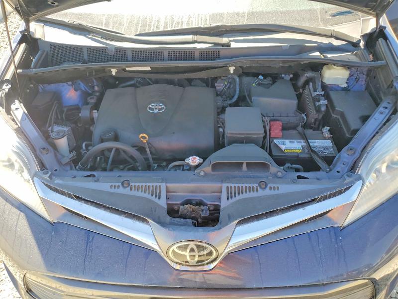 66114906 :رقم المزاد ، 5TDYZ3DC8JS928331 vin ، 2018 Toyota Sienna مزاد بيع