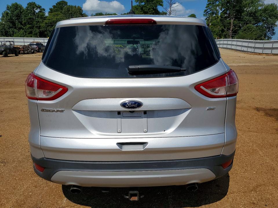 2015 Ford Escape მანქანა იყიდება აუქციონზე, vin: 1FMCU0G72FUA35723, აუქციონის ნომერი: 63150356