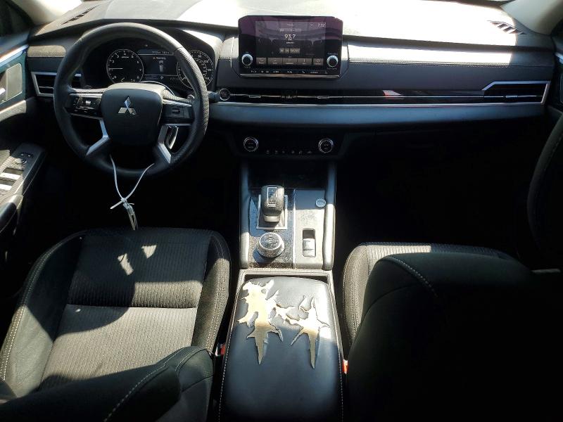 67107526 :رقم المزاد ، JA4J3TA87NZ002729 vin ، 2022 Mitsubishi Outlander مزاد بيع