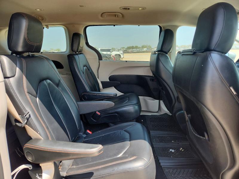 66478366 :رقم المزاد ، 2C4RC1BG5HR613313 vin ، 2017 Chrysler Pacifica مزاد بيع