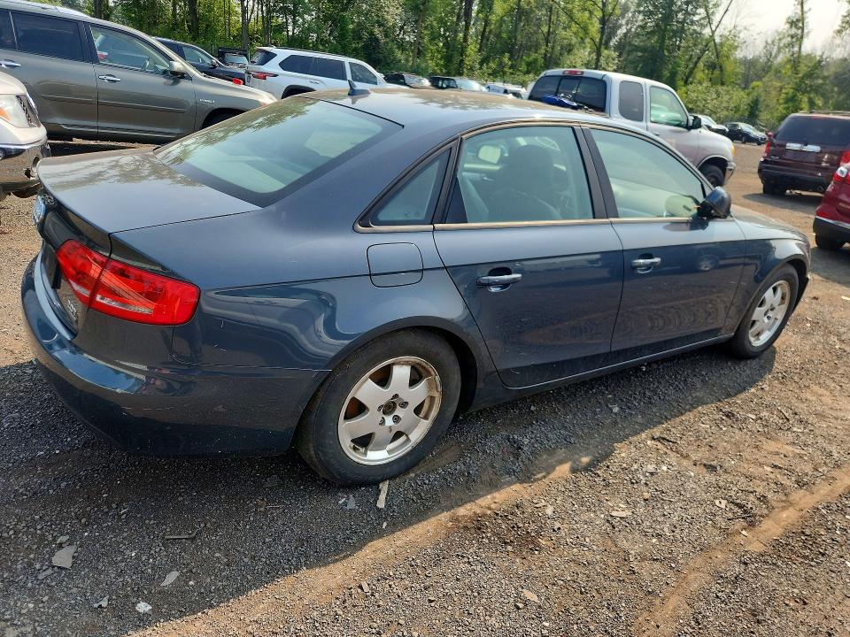 Продажа на аукционе авто 2010 Audi A4, vin: WAUDFAFL7AN012266, номер лота: 65091276