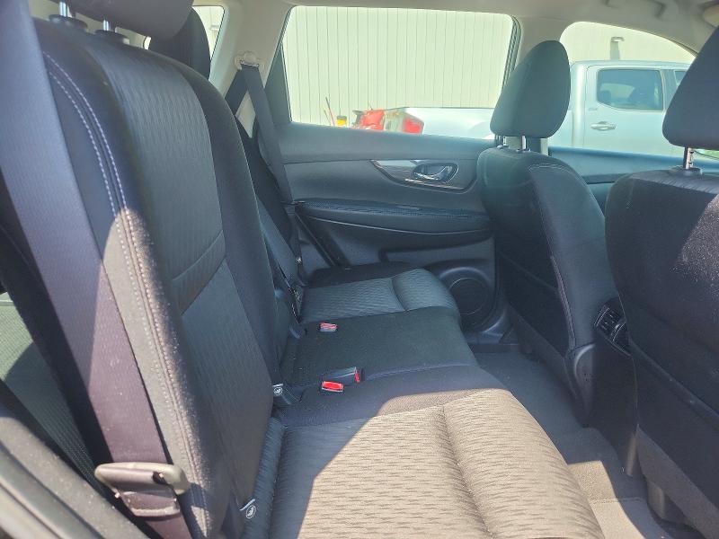 64111446 :رقم المزاد ، JN8AT2MT6JW456843 vin ، 2018 Nissan Rogue مزاد بيع