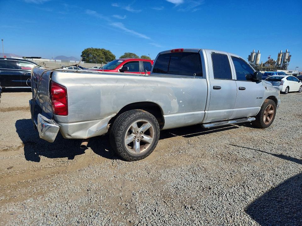 65573396 :رقم المزاد ، 1D7HA182X8J107693 vin ، 2008 Dodge Ram 1500 مزاد بيع