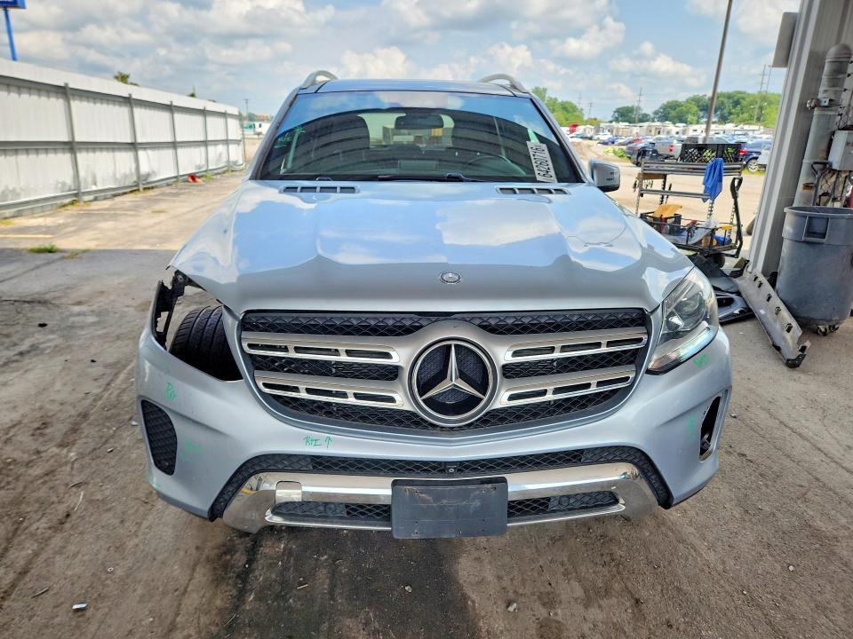 64260716 :رقم المزاد ، 4JGDF6EE8HA897965 vin ، 2017 Mercedes-benz Gls مزاد بيع