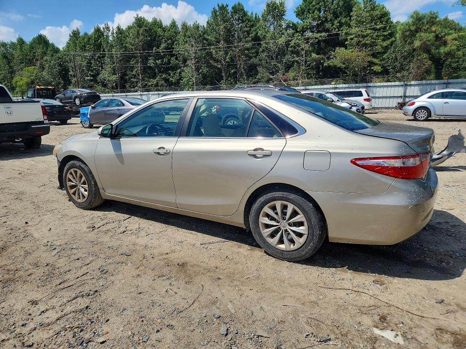 Aukcja sprzedaży 2015 Toyota Camry, vin: 4T1BF1FK6FU004122, numer aukcji: 62519176