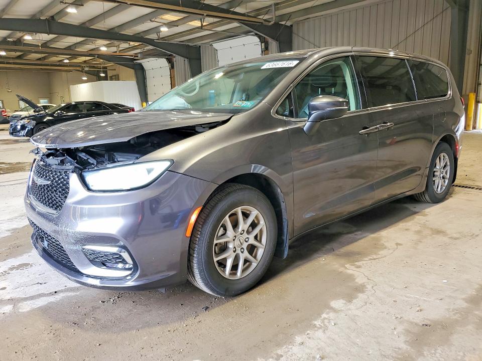 63667616 :رقم المزاد ، 2C4RC1BG2PR502717 vin ، 2023 Chrysler Pacifica مزاد بيع
