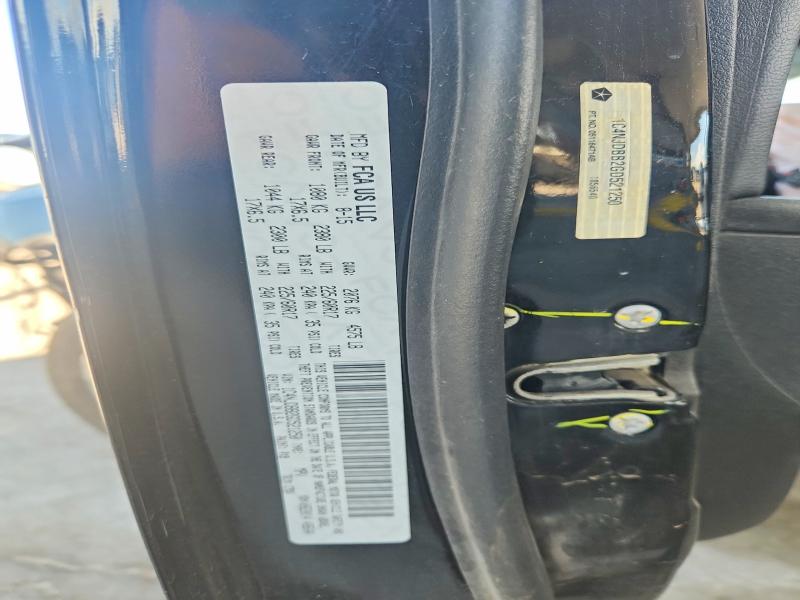 63047426 :رقم المزاد ، 1C4NJDBB2GD521250 vin ، 2016 Jeep Compass مزاد بيع