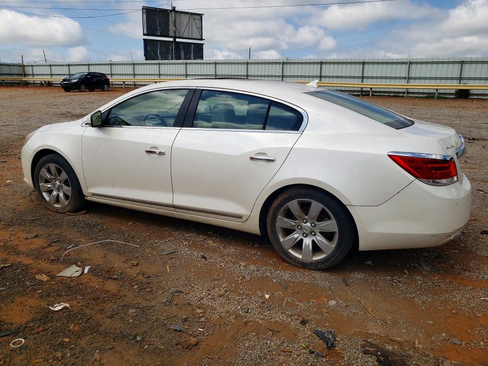 63330986 :رقم المزاد ، 1G4GE5ED3BF232838 vin ، 2011 Buick Lacrosse مزاد بيع