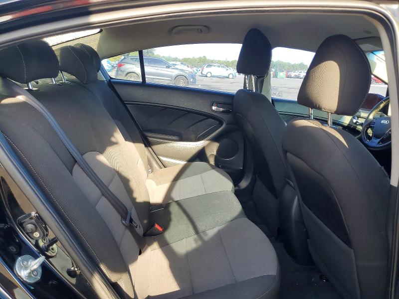 64696826 :رقم المزاد ، 3KPFL4A71HE042362 vin ، 2017 Kia Forte مزاد بيع