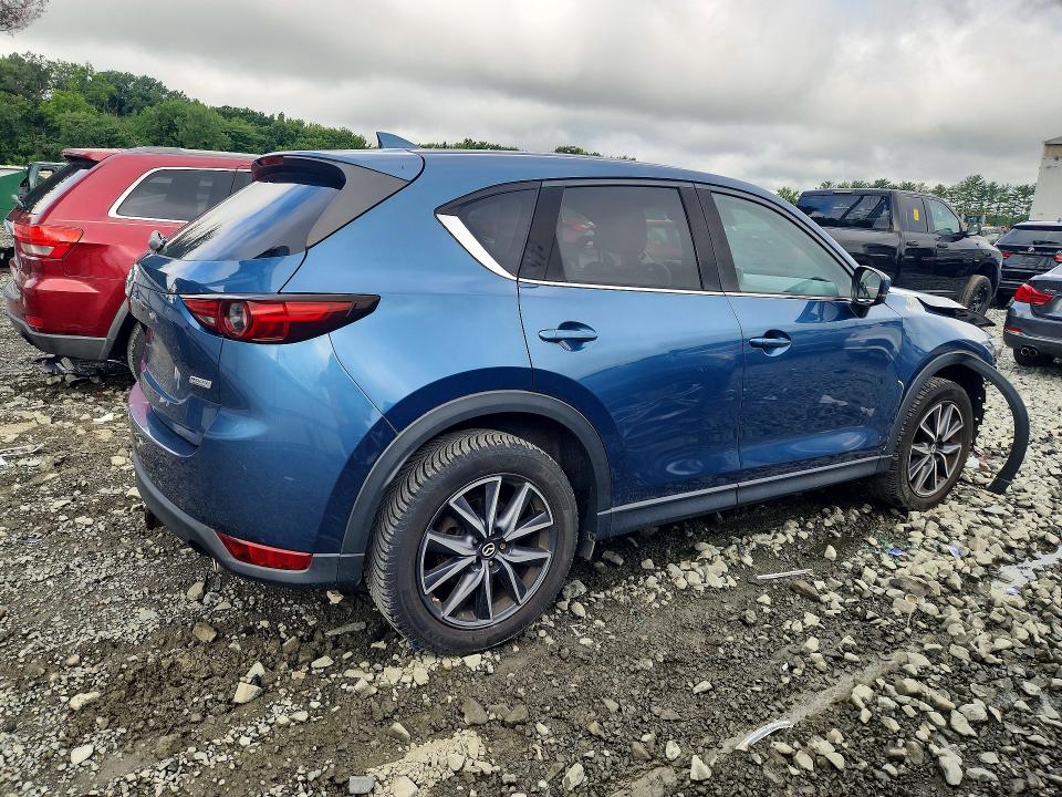 65141016 :رقم المزاد ، JM3KFBDM9J0311922 vin ، 2018 Mazda Cx-5 مزاد بيع