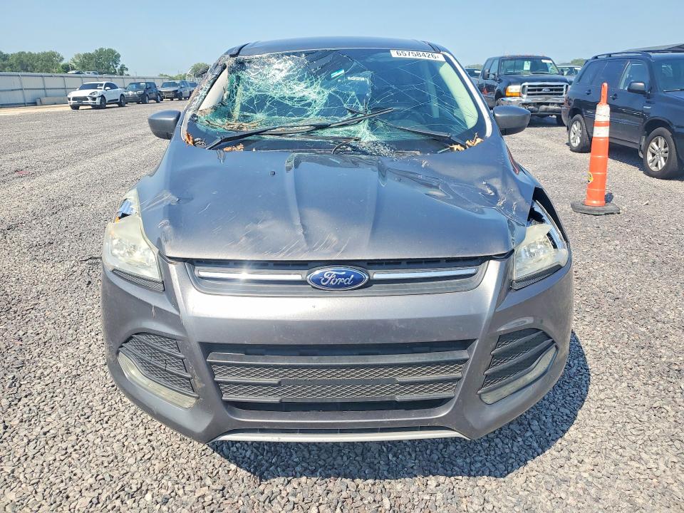 2013 Ford Escape მანქანა იყიდება აუქციონზე, vin: 1FMCU9GX7DUA35136, აუქციონის ნომერი: 65758426