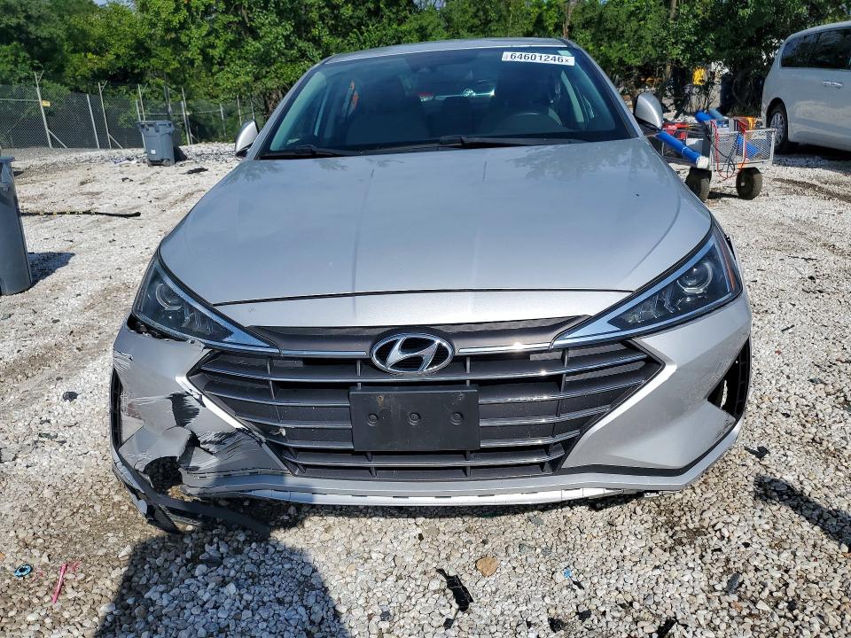 64601246 :رقم المزاد ، 5NPD84LF4LH506231 vin ، 2020 Hyundai Elantra مزاد بيع