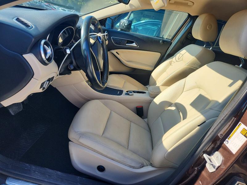 2015 Mercedes-benz Gla მანქანა იყიდება აუქციონზე, vin: WDCTG4GB9FJ176940, აუქციონის ნომერი: 64633306