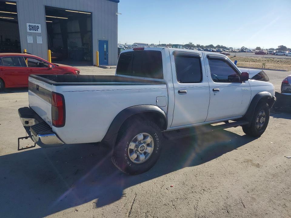 63364856 :رقم المزاد ، 1N6ED27T4YC347232 vin ، 2000 Nissan Frontier مزاد بيع