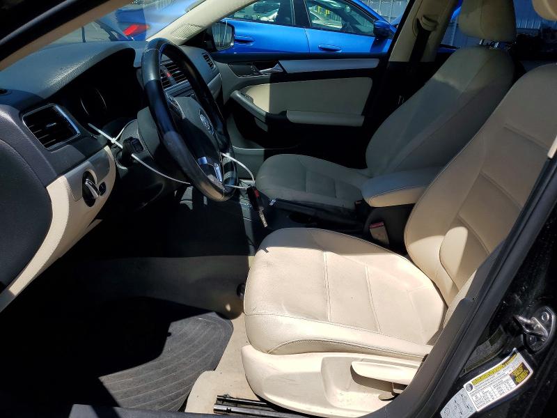 63797066 :رقم المزاد ، 3VWD17AJ5EM370313 vin ، 2014 Volkswagen Jetta مزاد بيع