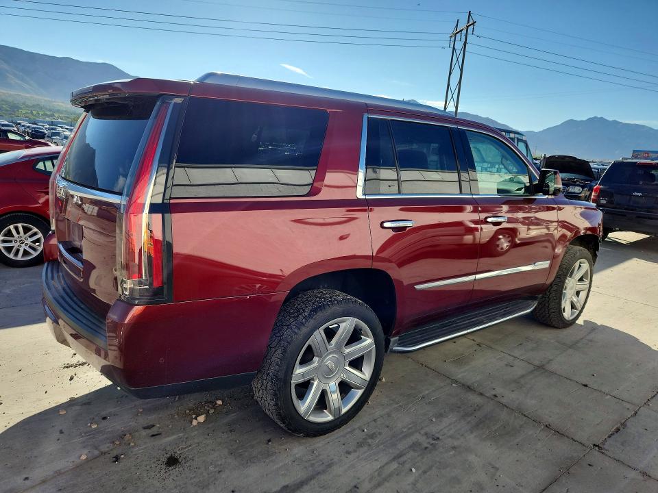65222046 :رقم المزاد ، 1GYS4CKJ1HR358553 vin ، 2017 Cadillac Escalade مزاد بيع