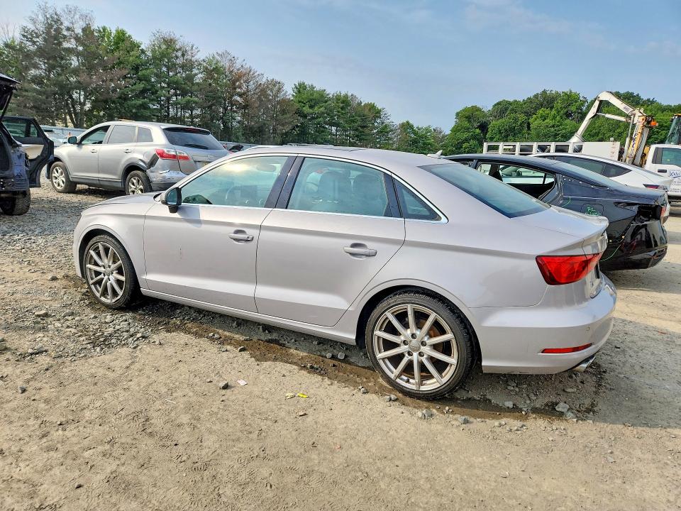 Продажа на аукционе авто 2015 Audi A3, vin: WAUCJGFF6F1081584, номер лота: 65016286