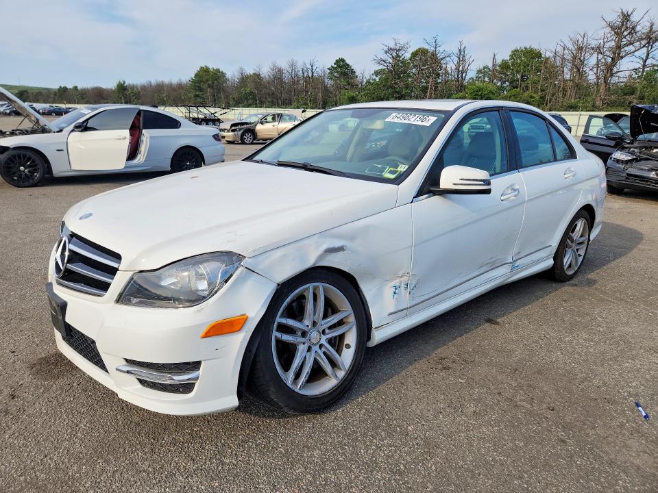 Продаж на аукціоні авто 2014 Mercedes-benz C, vin: WDDGF8ABXEA958064, номер лоту: 64982196
