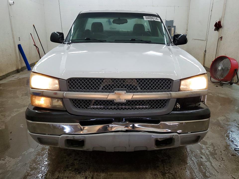 Продажа на аукционе авто 2004 Chevrolet Silverado, vin: 1GCEC14VX4Z327404, номер лота: 64096256