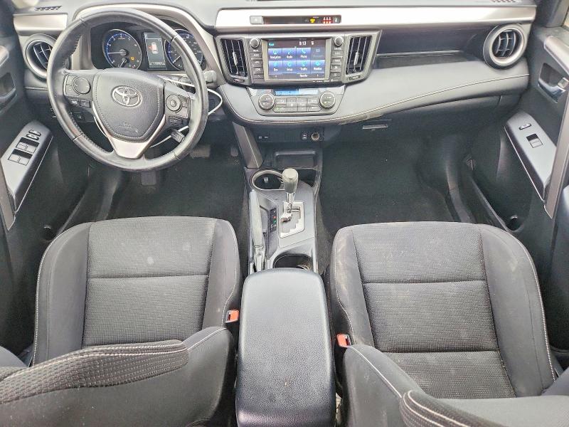 2017 Toyota Rav4 მანქანა იყიდება აუქციონზე, vin: JTMRFREV1HD205135, აუქციონის ნომერი: 64929506