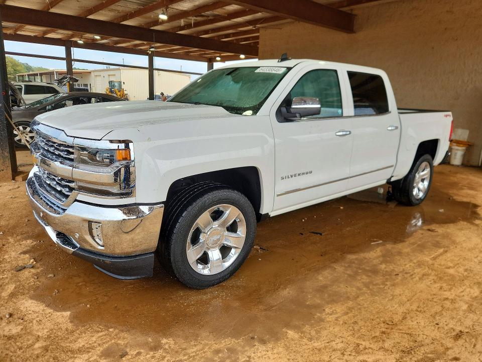 Продаж на аукціоні авто 2018 Chevrolet Silverado, vin: 3GCUKSEJ0JG388806, номер лоту: 64338646