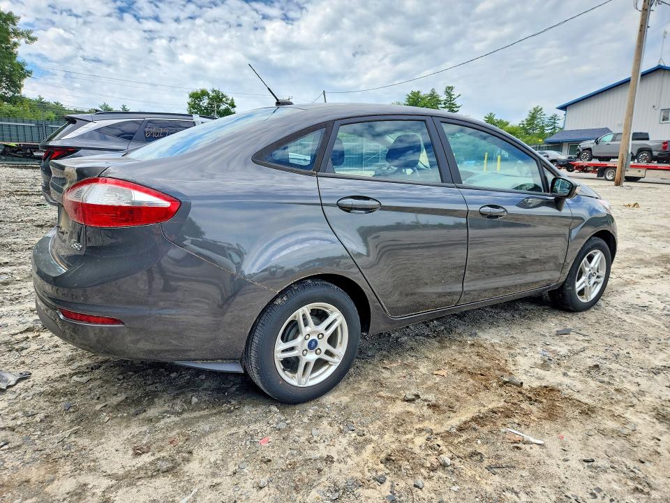 63928486 :رقم المزاد ، 3FADP4BJ4KM120402 vin ، 2019 Ford Fiesta مزاد بيع