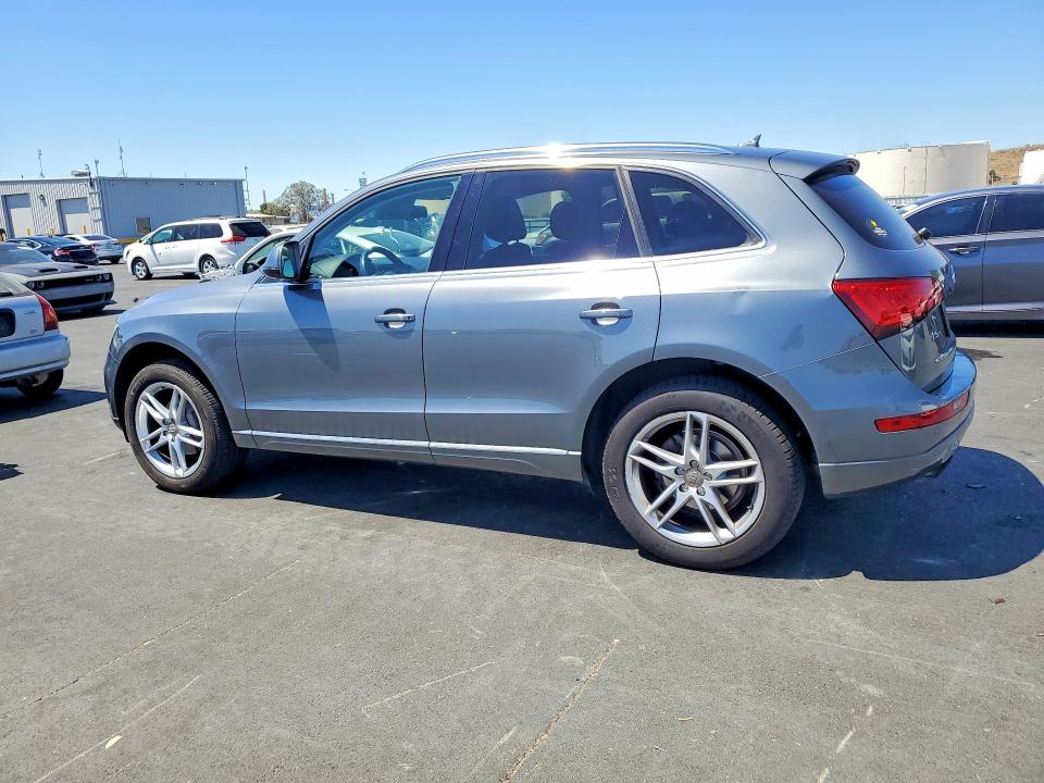 2013 Audi Q5 მანქანა იყიდება აუქციონზე, vin: WA1LFAFP7DA019810, აუქციონის ნომერი: 64266976