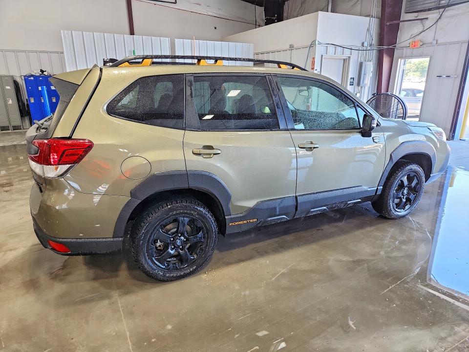 Продаж на аукціоні авто 2024 Subaru Forester, vin: JF2SKAJC7RH510296, номер лоту: 65886046