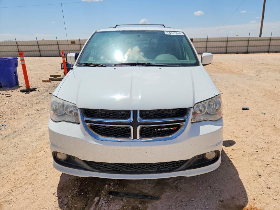 64942046 :رقم المزاد ، 2C4RDGCG1HR818626 vin ، 2017 Dodge Grand Caravan مزاد بيع
