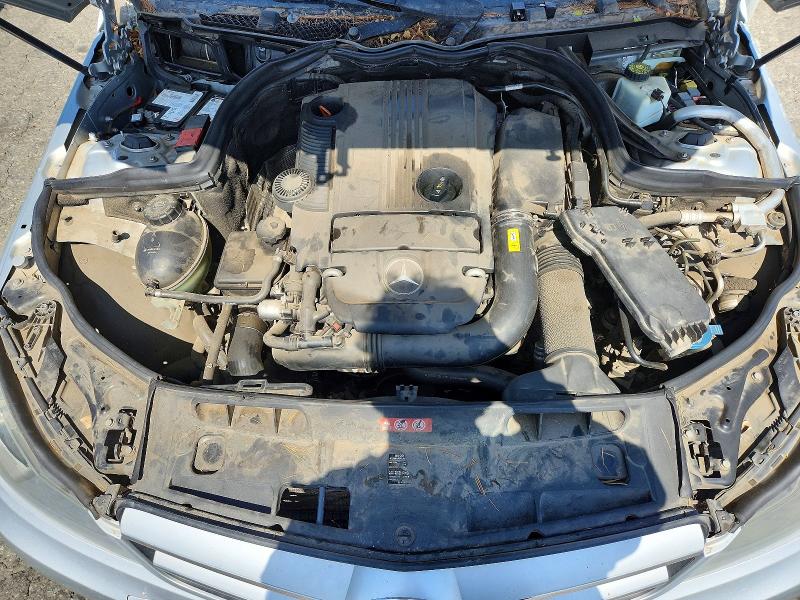 2012 Mercedes-benz C მანქანა იყიდება აუქციონზე, vin: WDDGJ4HB6CF887166, აუქციონის ნომერი: 64458546