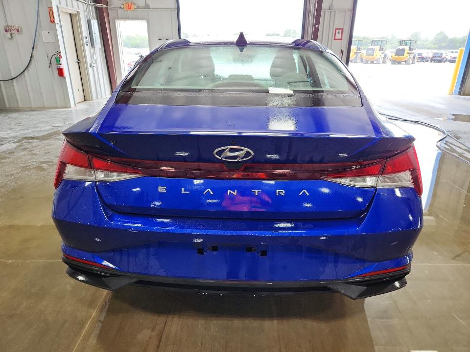 64654386 :رقم المزاد ، KMHLM4AG9MU195269 vin ، 2021 Hyundai Elantra مزاد بيع