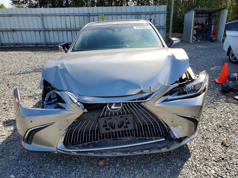 2020 Lexus Es მანქანა იყიდება აუქციონზე, vin: 58ADZ1B14LU066555, აუქციონის ნომერი: 67023696