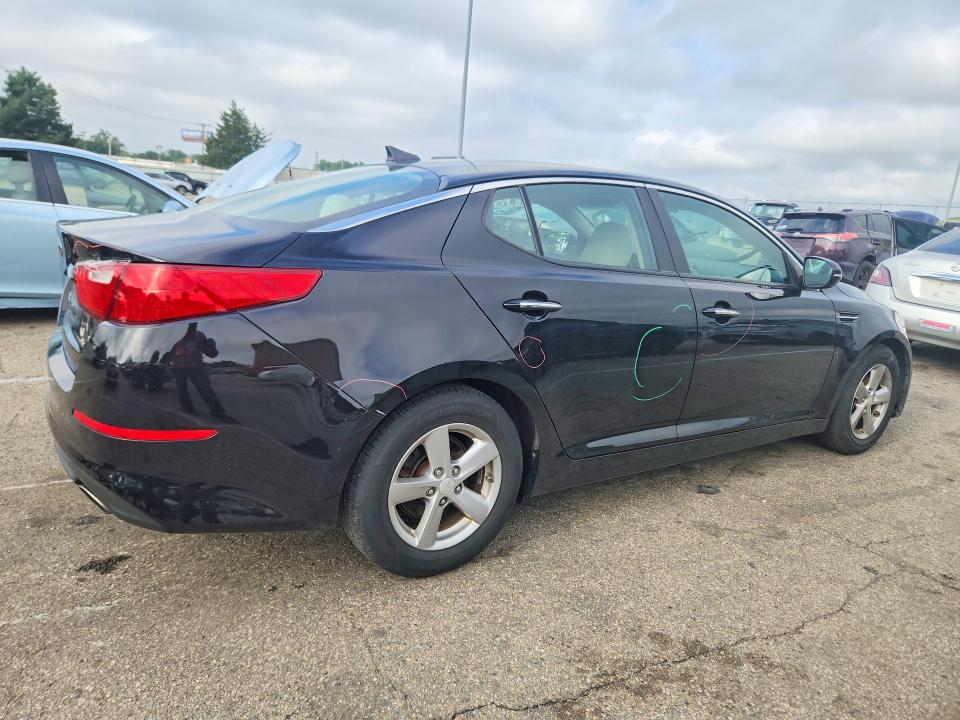 62313556 :رقم المزاد ، 5XXGM4A77FG379432 vin ، 2015 Kia Optima مزاد بيع