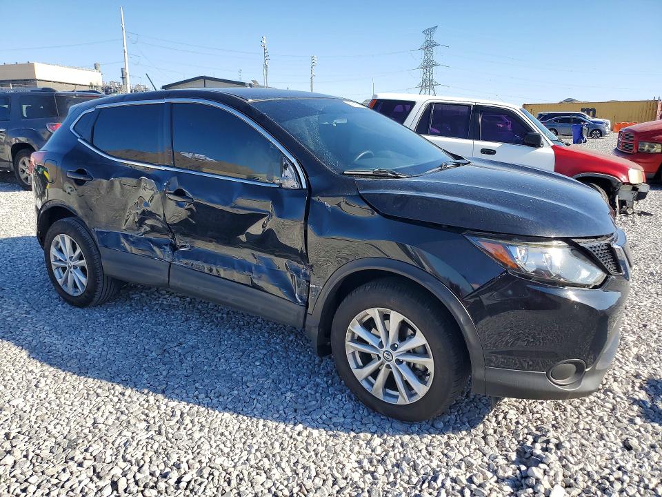 66599766 :رقم المزاد ، JN1BJ1CP1KW242111 vin ، 2019 Nissan Rogue Sport مزاد بيع