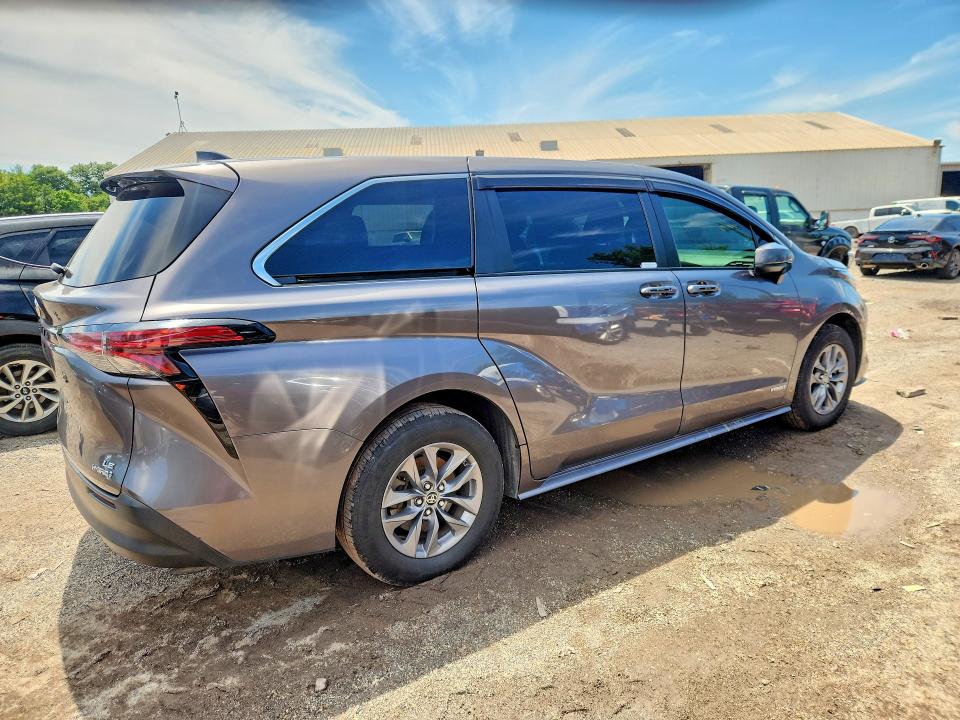 Aukcja sprzedaży 2021 Toyota Sienna, vin: 5TDKRKEC3MS048043, numer aukcji: 63940406