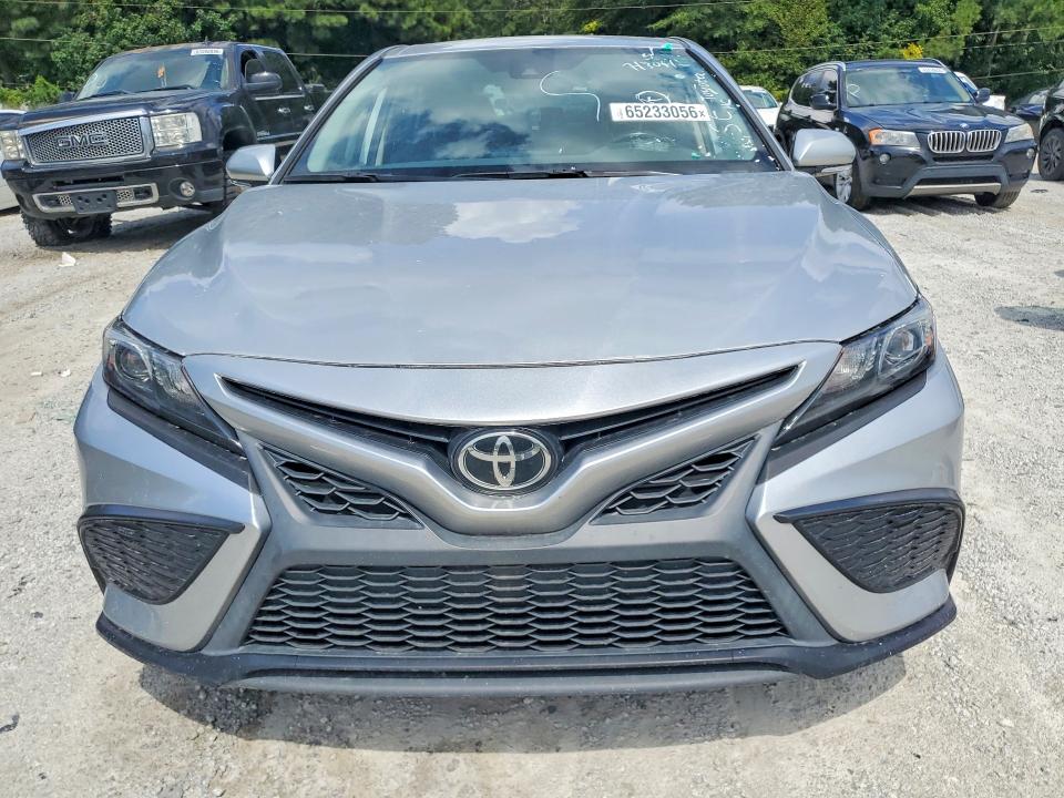 Продаж на аукціоні авто 2022 Toyota Camry, vin: 4T1G11AK9NU713041, номер лоту: 65233056