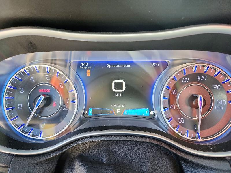 65482516 :رقم المزاد ، 2C3CCAAGXFH802747 vin ، 2015 Chrysler 300 مزاد بيع