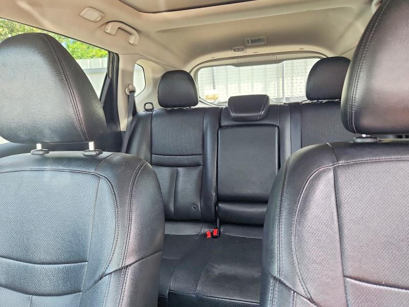65146286 :رقم المزاد ، 5N1ET2MV2HC830354 vin ، 2017 Nissan Rogue Hybrid مزاد بيع