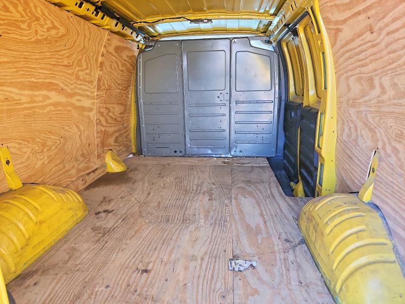 67112616 :رقم المزاد ، 1GCWGAFP5M1166434 vin ، 2021 Chevrolet Express G2500 مزاد بيع